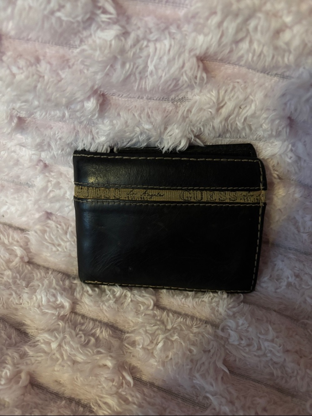 Guess Black Leather Men’s Card & Key Holder with Brown Accent